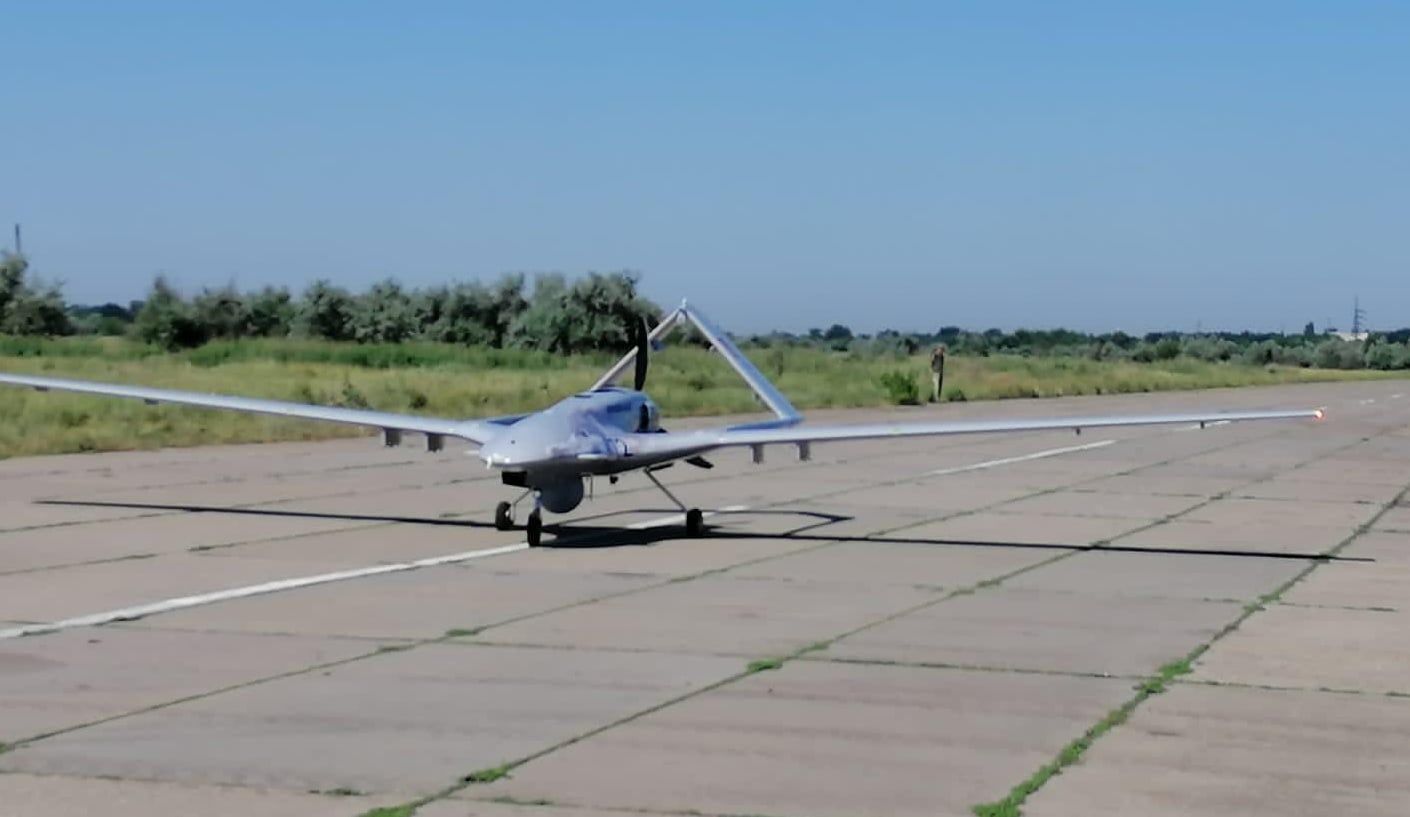 Турецький ударний безпілотник надійшов на службу до ВМС України