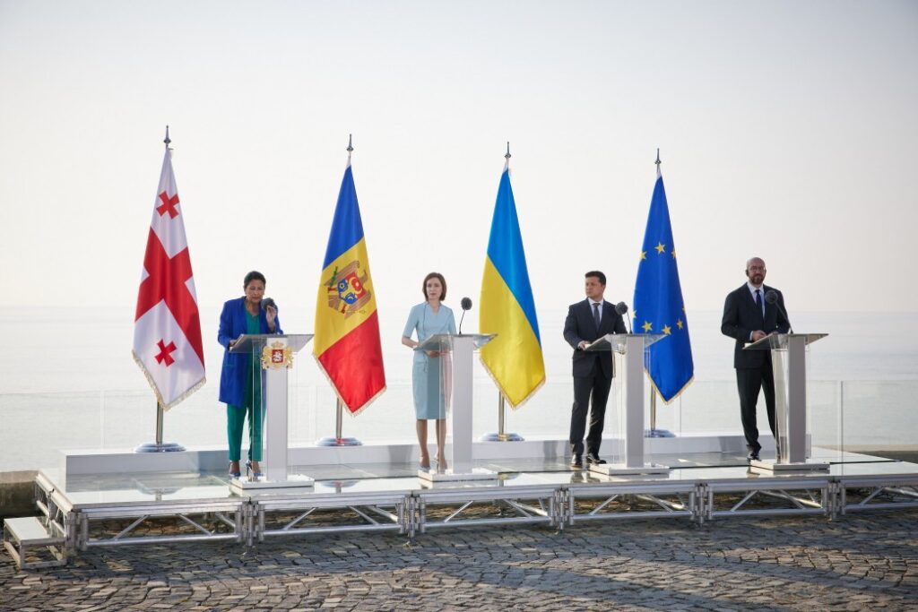 Україна підписала Батумську декларацію про євроінтеграцію