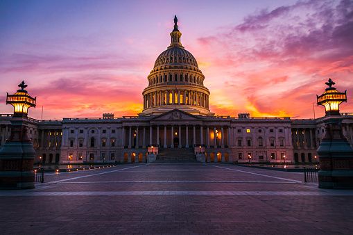 Байдена закликають змінити дату візиту Зеленського до США