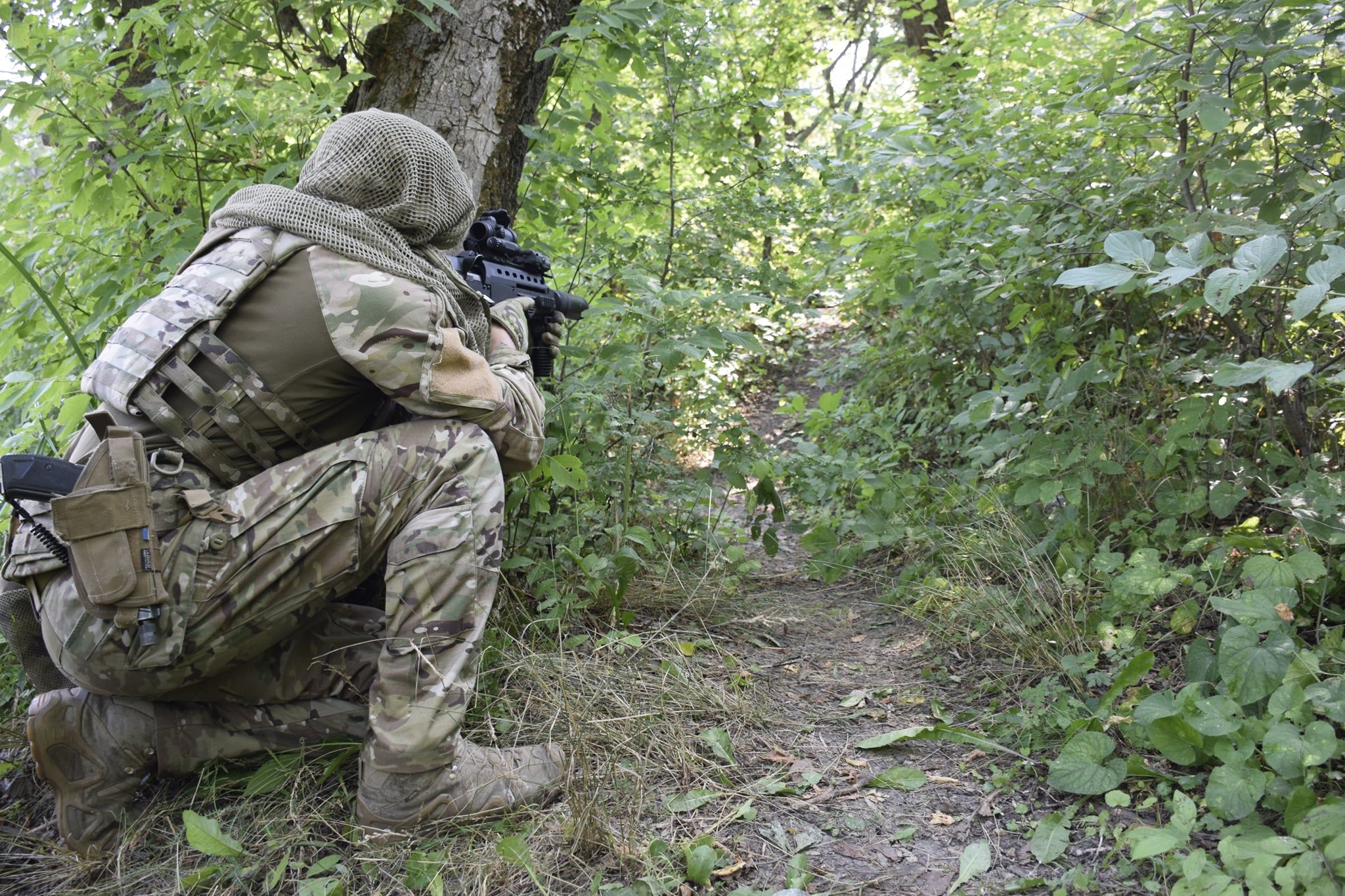 Захисник України поранений під час ворожого обстрілу позицій ЗСУ