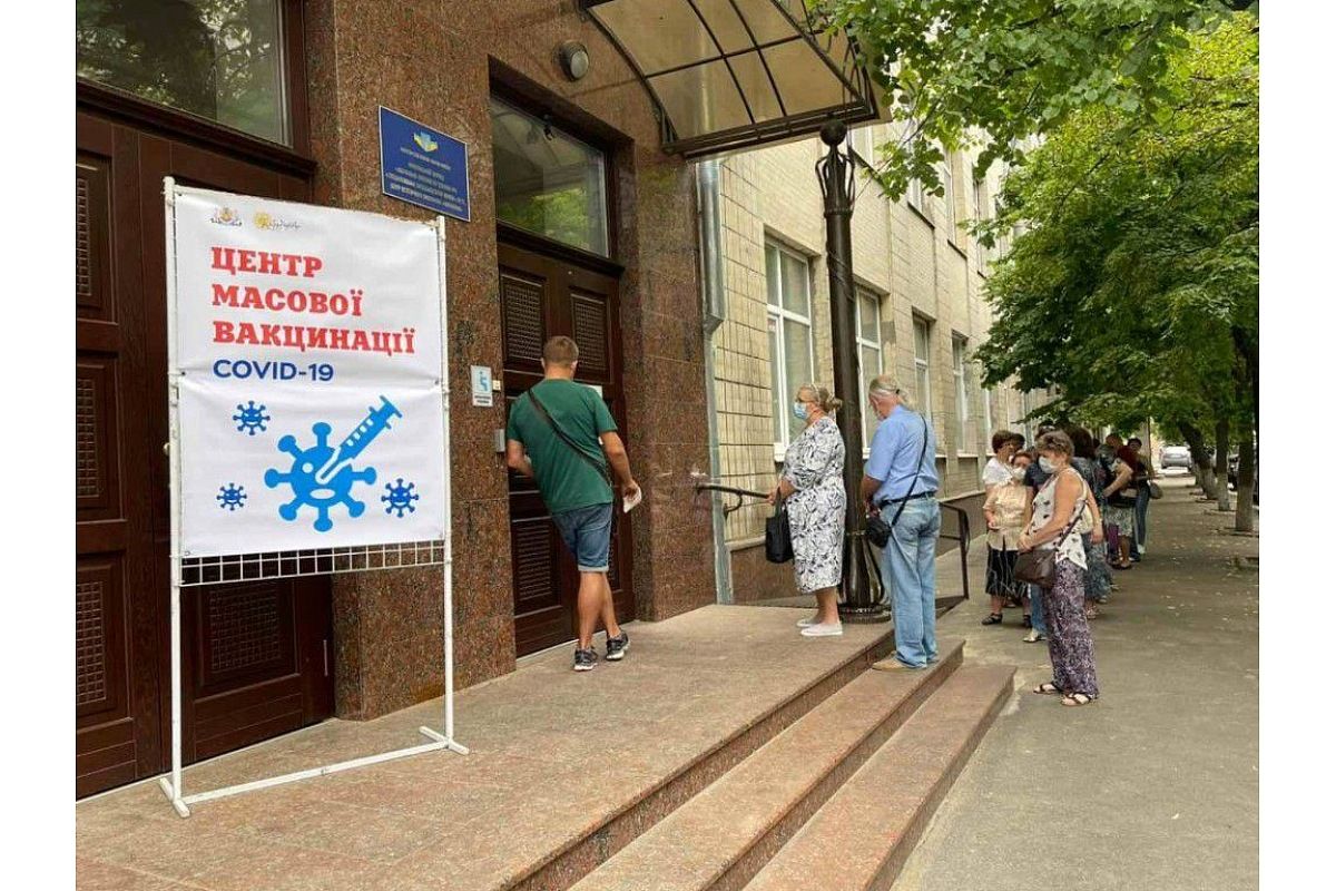 Мер Кропивницького Райкович хоче вакцинувати пасажирів автобусів