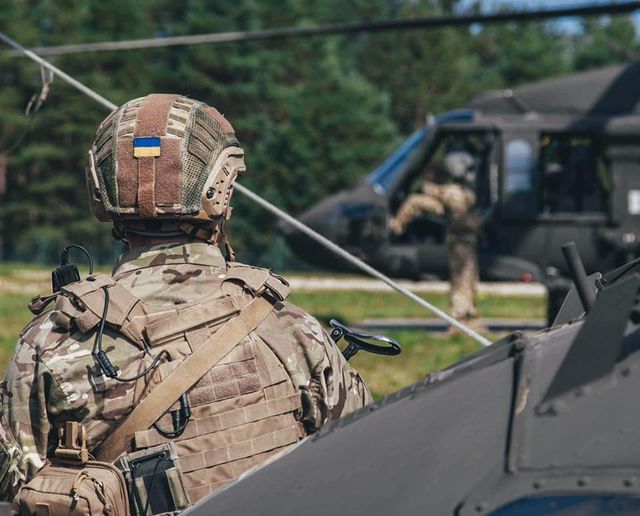 Зеленський узаконив національний спротив і збільшив чисельність ЗСУ