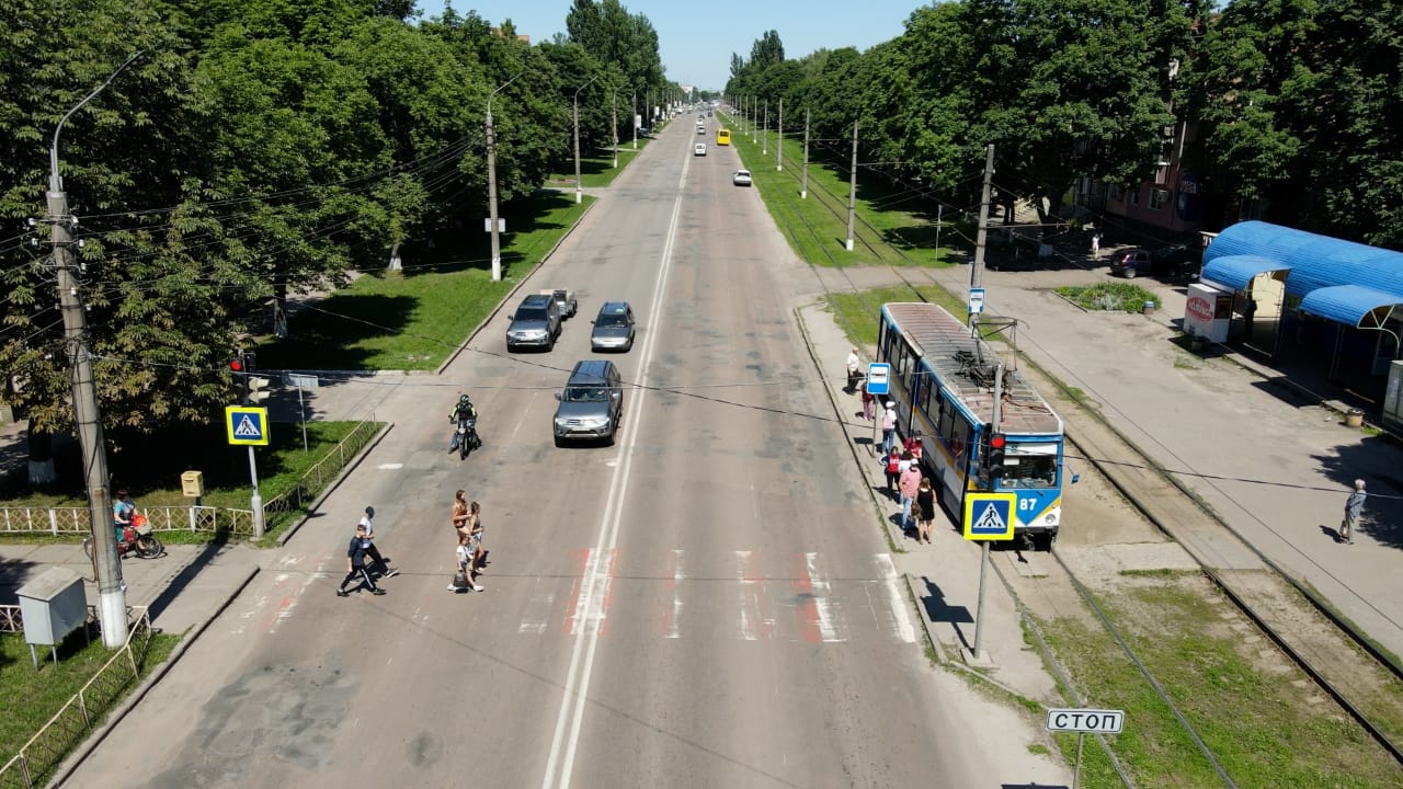 Чи бачать своє майбутнє в Україні, що думають про Донбас та РФ: опитування мешканців Конотопа