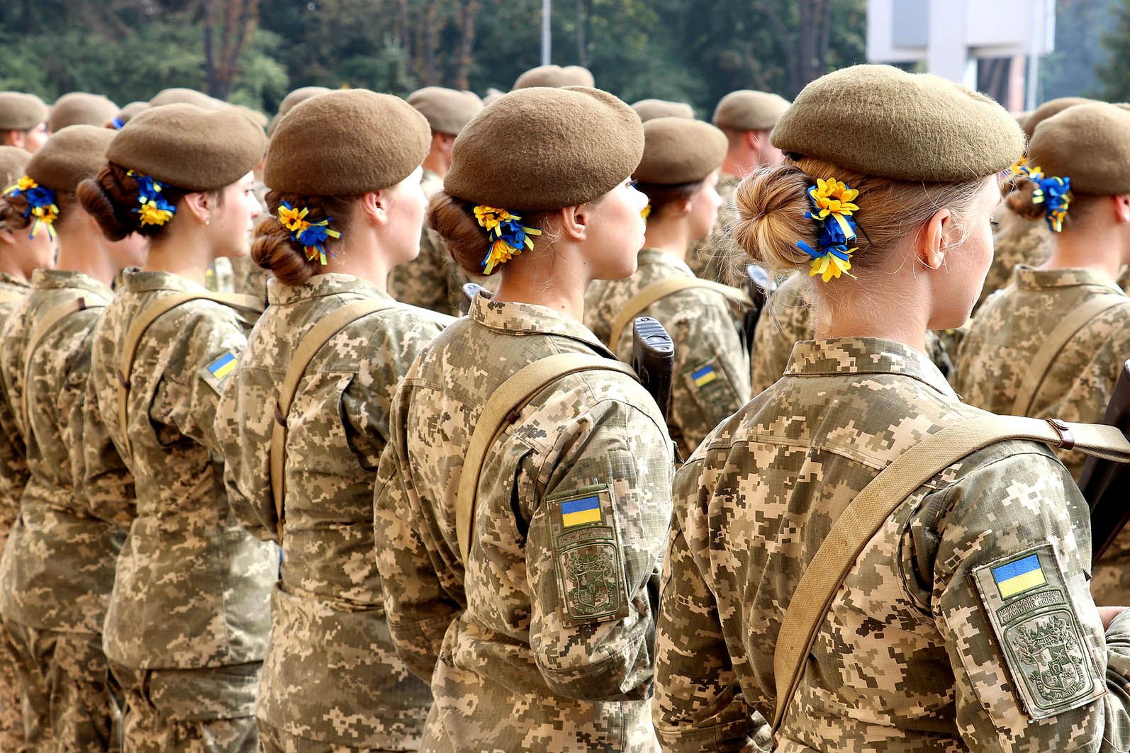 Зеленський узаконив День захисників і захисниць