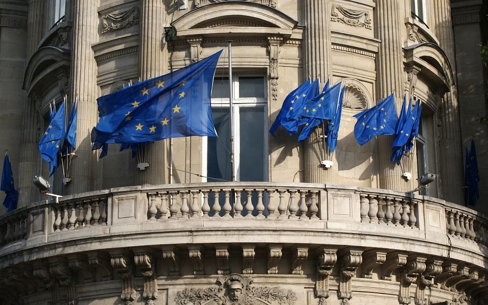 Київ вважає некоректною вимогу Євросоюзу щодо двох закордонних паспортів