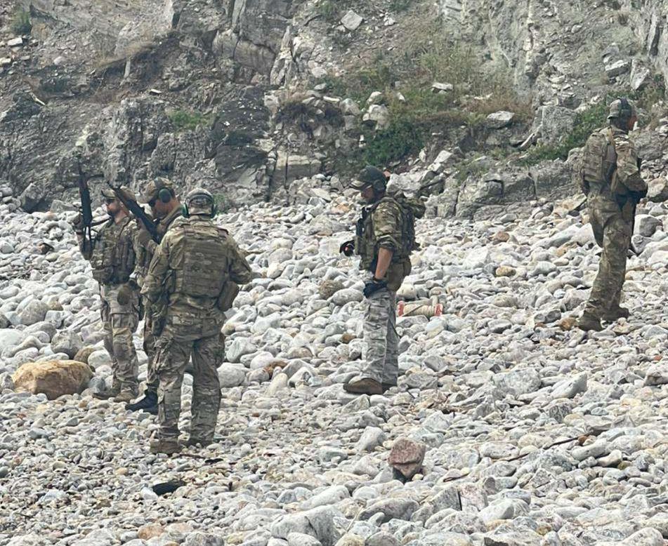 На острові Зміїний розвідники встановили нові засоби стеження за Росією