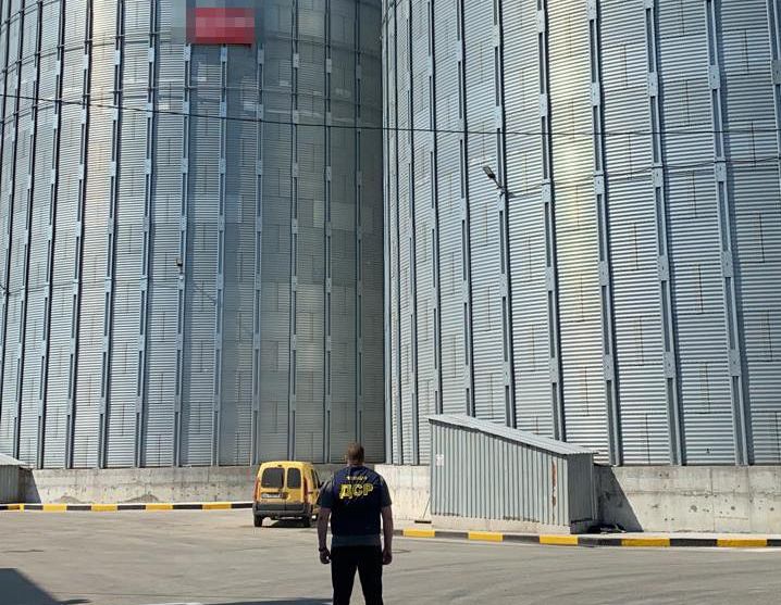 У Державній зерновій корпорації виявили розтрату майна у розмірі $57 млн