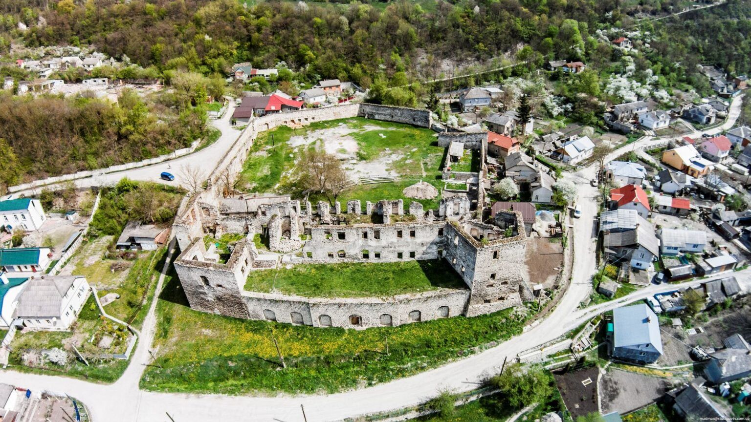 Чортківський замок на Тернопільщині реконструюють за 14 млн гривень