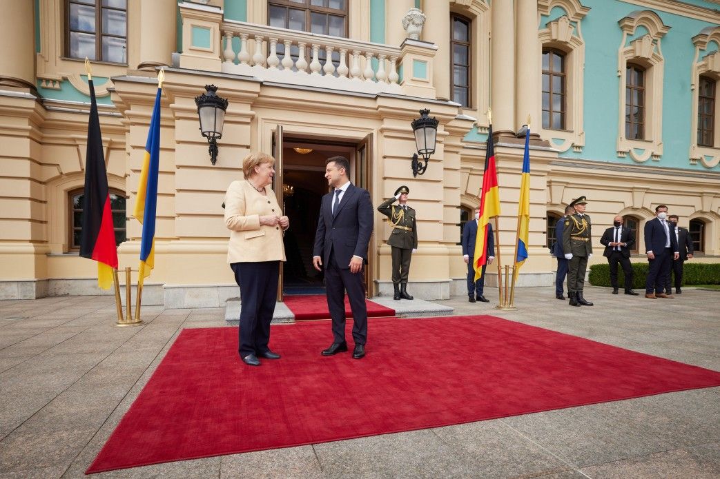 Меркель розпочала переговори із Зеленським у Маріїнському палаці