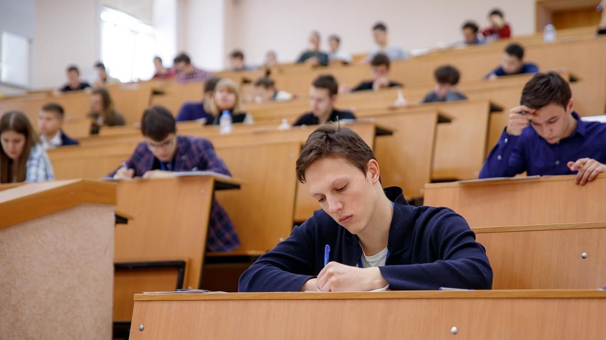 В Україні позбавлятимуть ступеня бакалавра і магістра