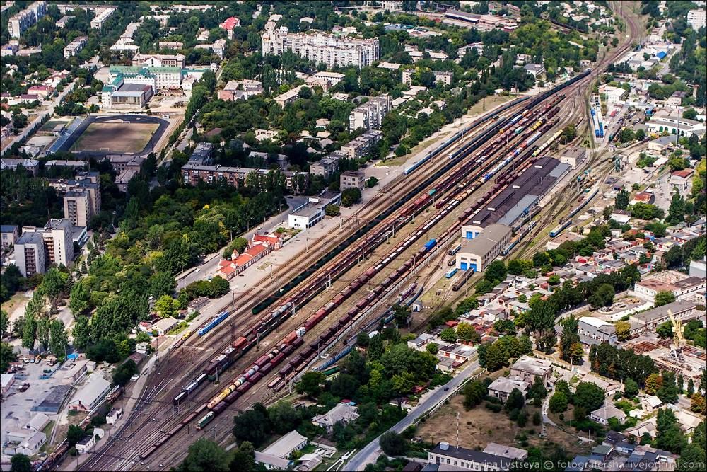 У Запоріжжі зійшли з рейок вантажні вагони