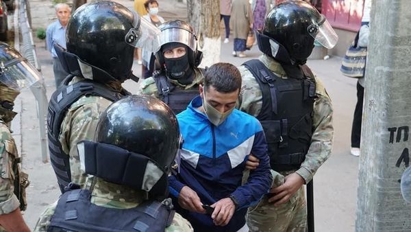 Українська прокуратура кваліфікує затримання окупантами кримських татар як воєнний злочин