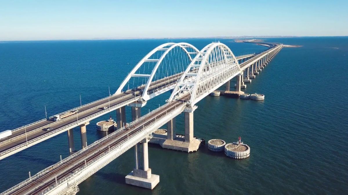 Уряд планує санкції щодо будівничих  Керченського моста