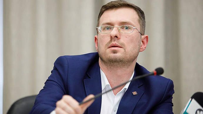 В Україні запровадять зелений і жовтий COVID-сертифікати