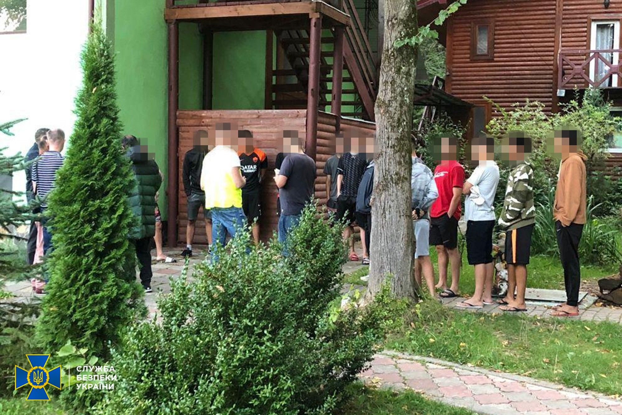 Контррозвідка СБУ блокувала канал нелегального переправлення іноземців до країн ЄС