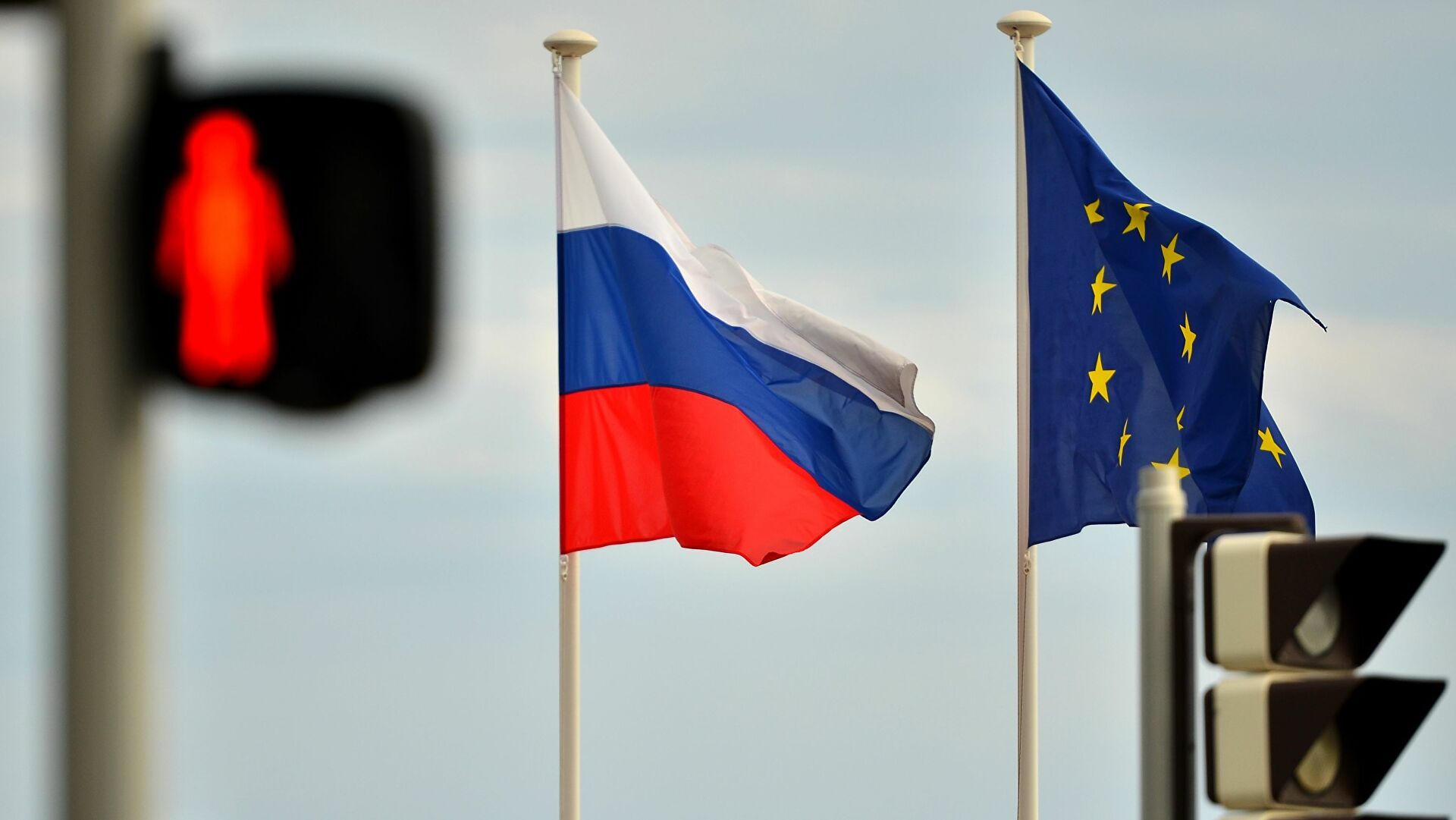 У ЄС продовжили санкції проти РФ за окупацю Криму та частини Донбасу