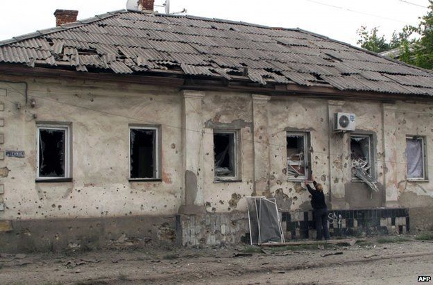 На Донбасі через обстріл окупантами житлових районів поранено цивільного