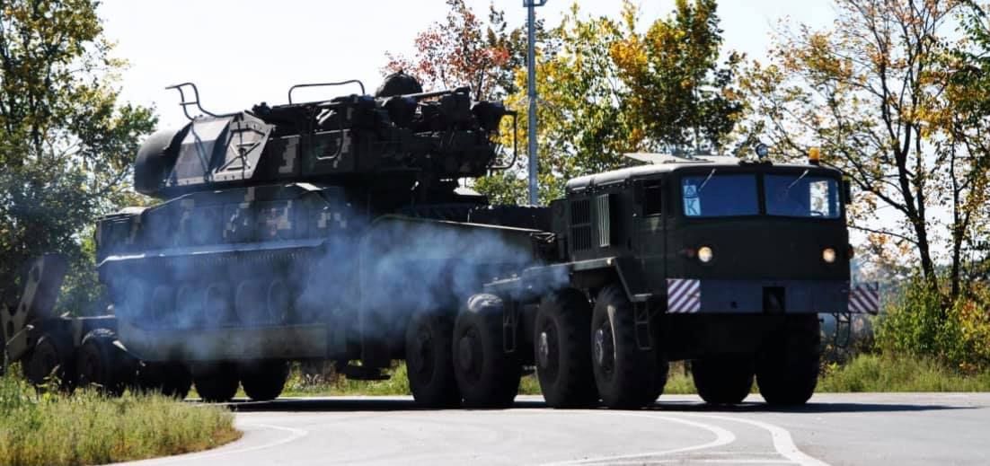 Місцевих жителів просять не видавати місцезнаходження підрозділів.