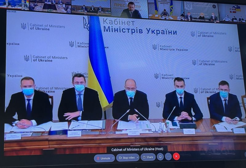Україна знову в «жовтій зоні» епіднебезпеки