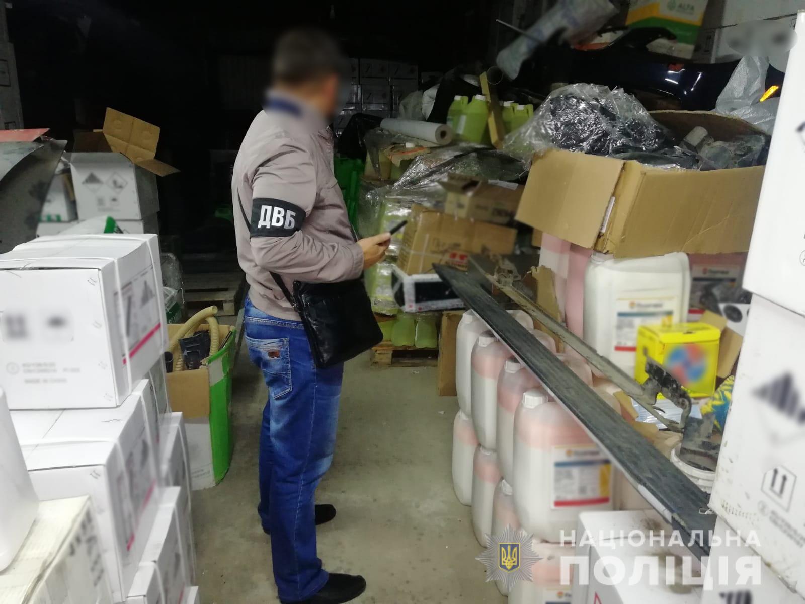 На Черкащині у «підпільників» вилучили підробні ­­засоби захисту рослин