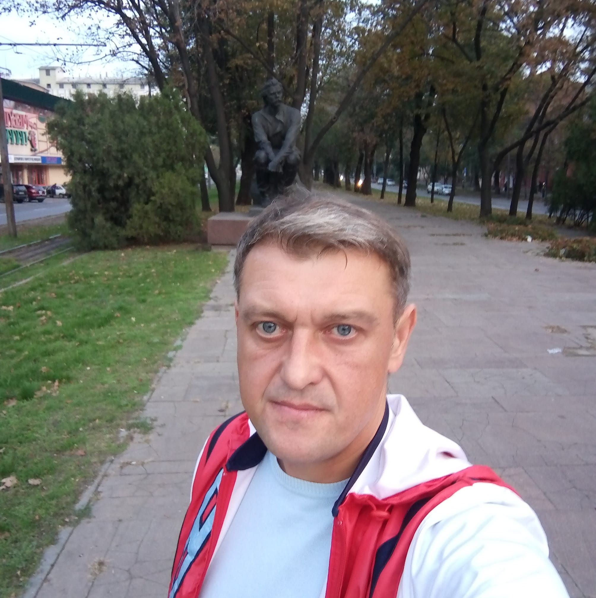 Андрій Лисаківський.