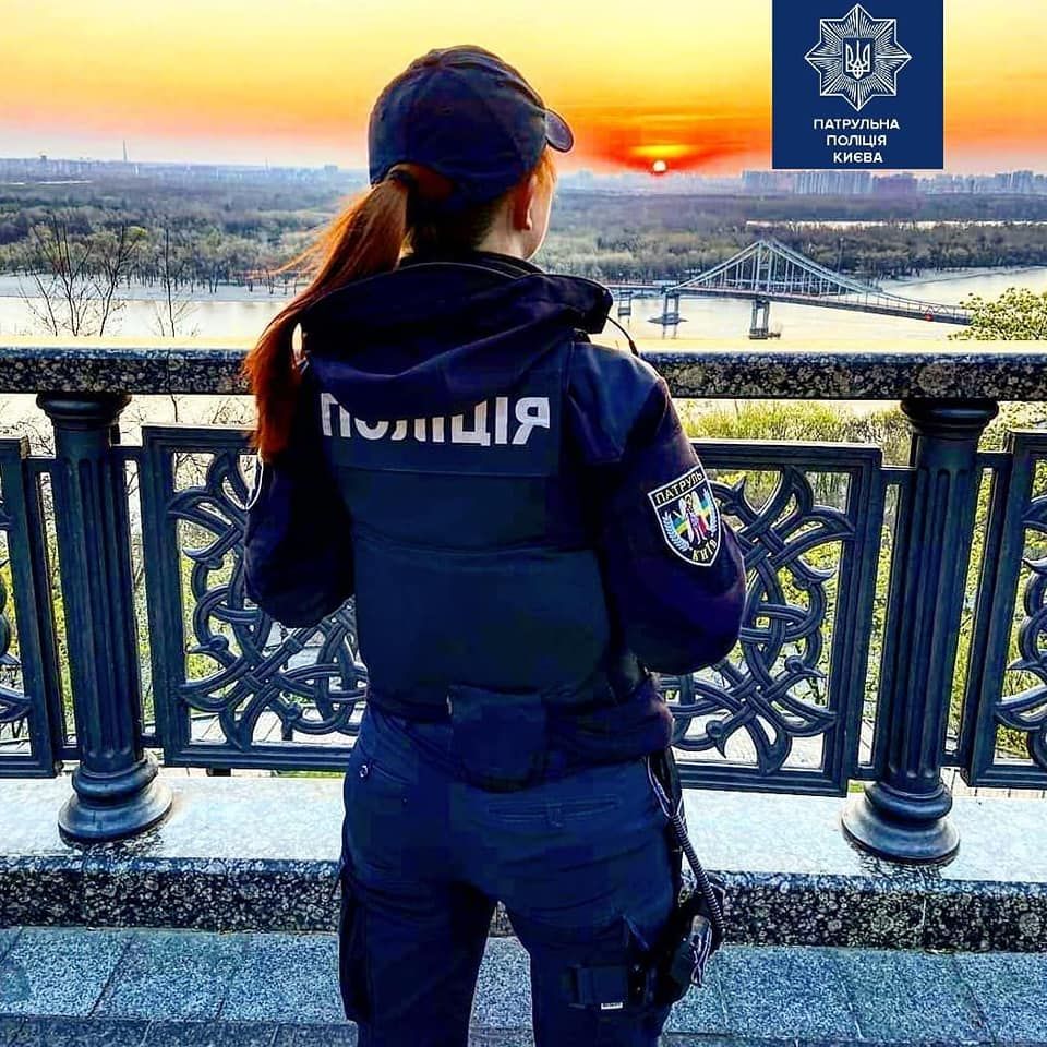 Хотіла гуляти: у Борисполі жінка спробувала нацькувати поліцію на чоловіка