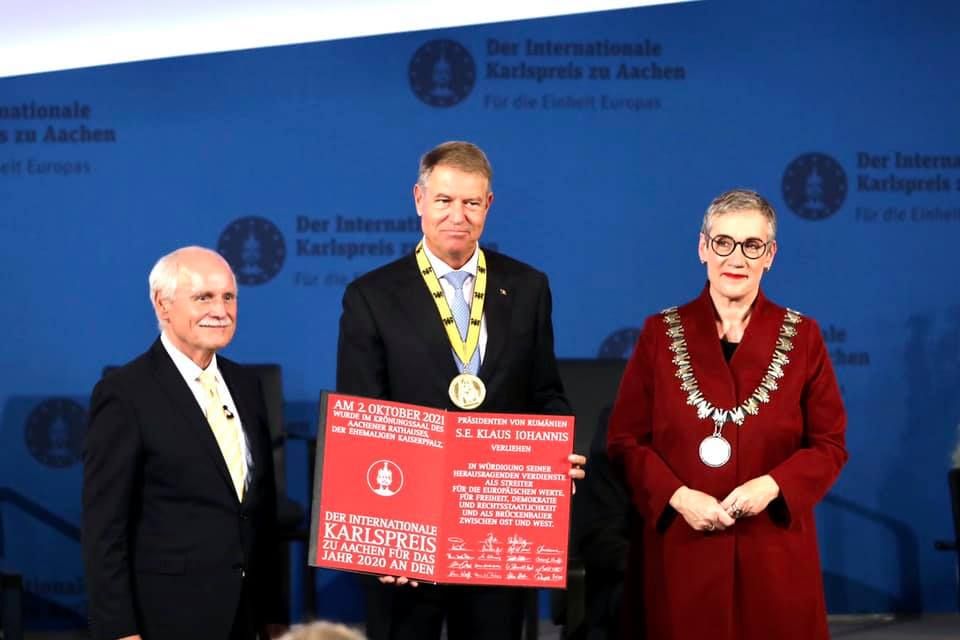 Президент Румунії Йоганніс нагороджений премією імені Карла Великого