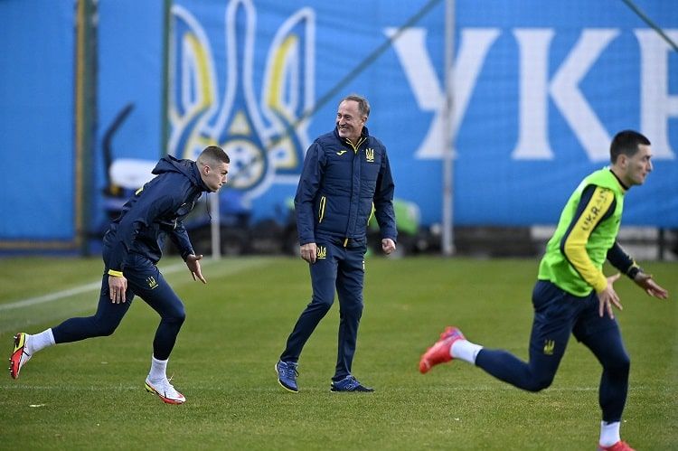 Без кількох ключових гравців: як збірна України готується до вирішальних матчів у відборі на ЧС-2022