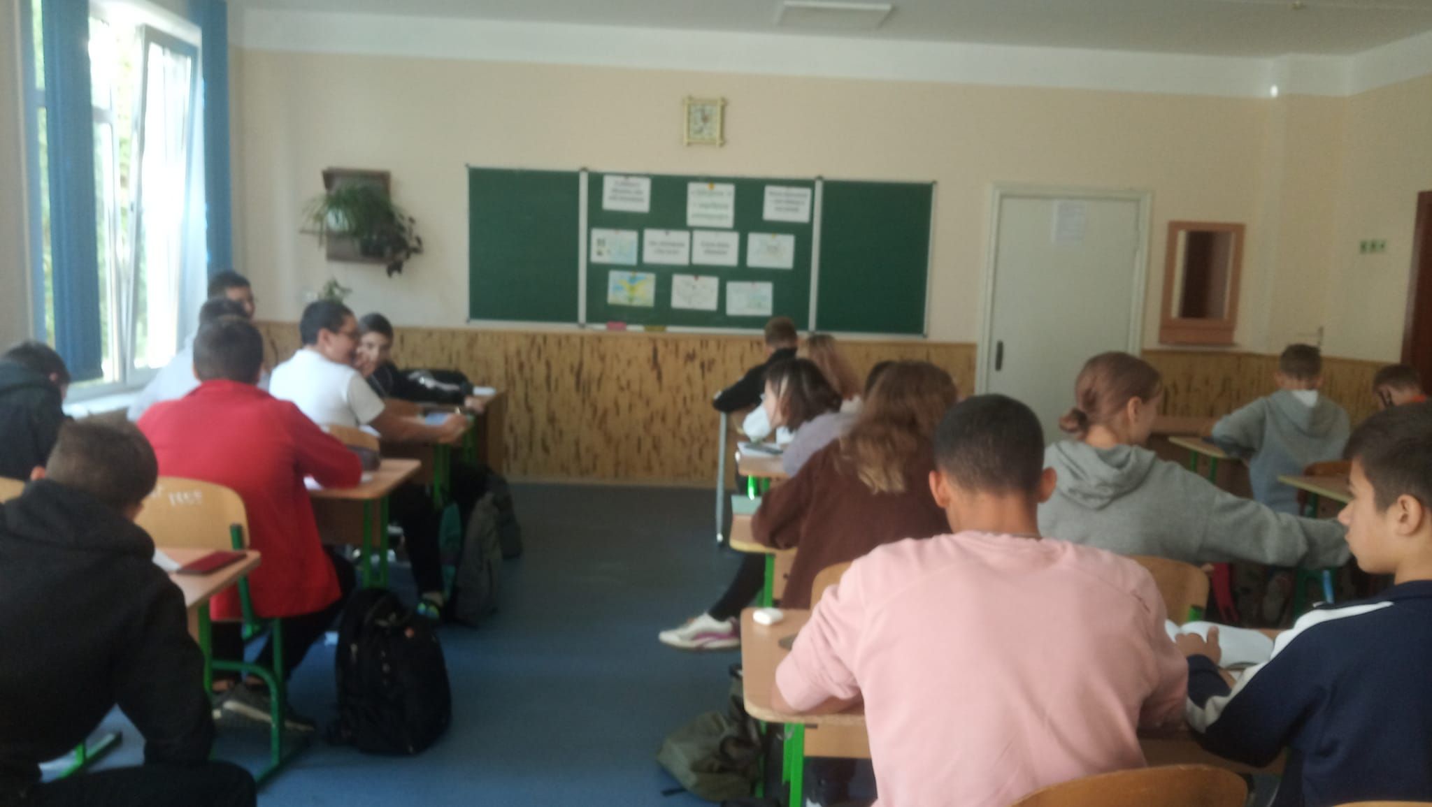 Карантин: Осінні канікули у школах можуть продовжити до місяця