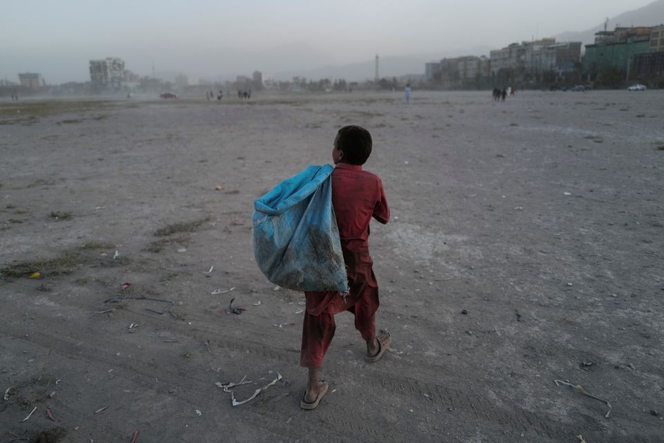 Червоний Хрест забив тривогу через гуманітарну кризу в Афганістані, фото