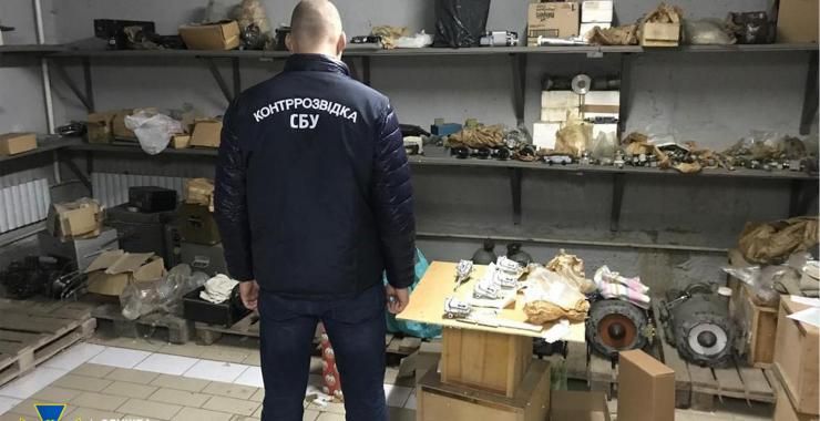 Комусь і рублі не пахнуть: у Харкові виробляли і постачали запчастини для російської бойової авіації