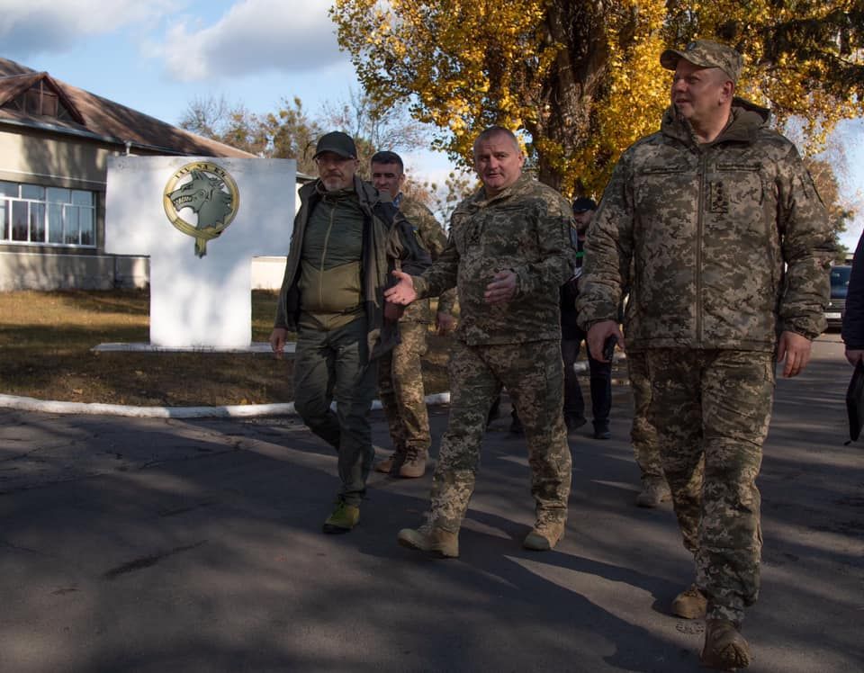 Резніков і Залужний перевірили стан підрозділів ССО, фото