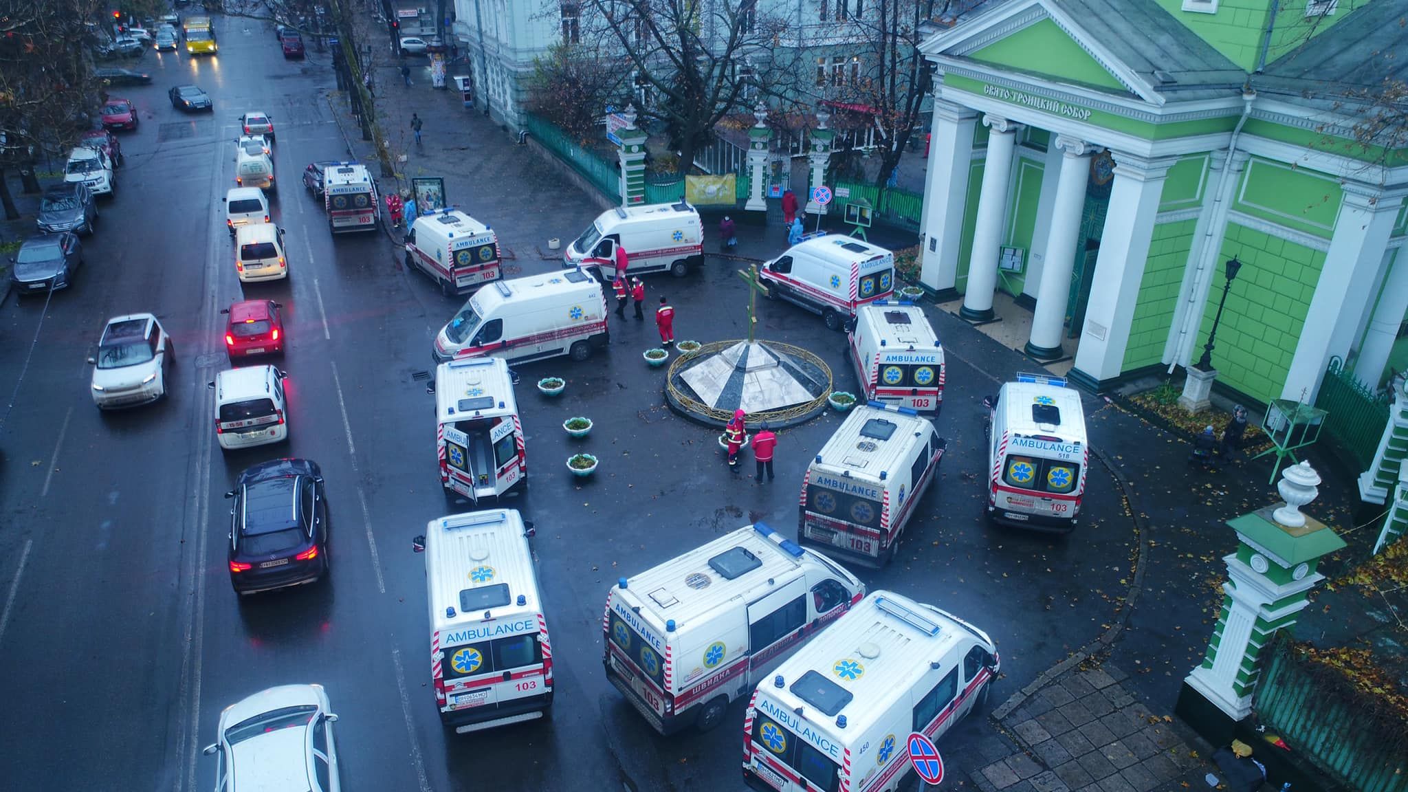 Зима навчить