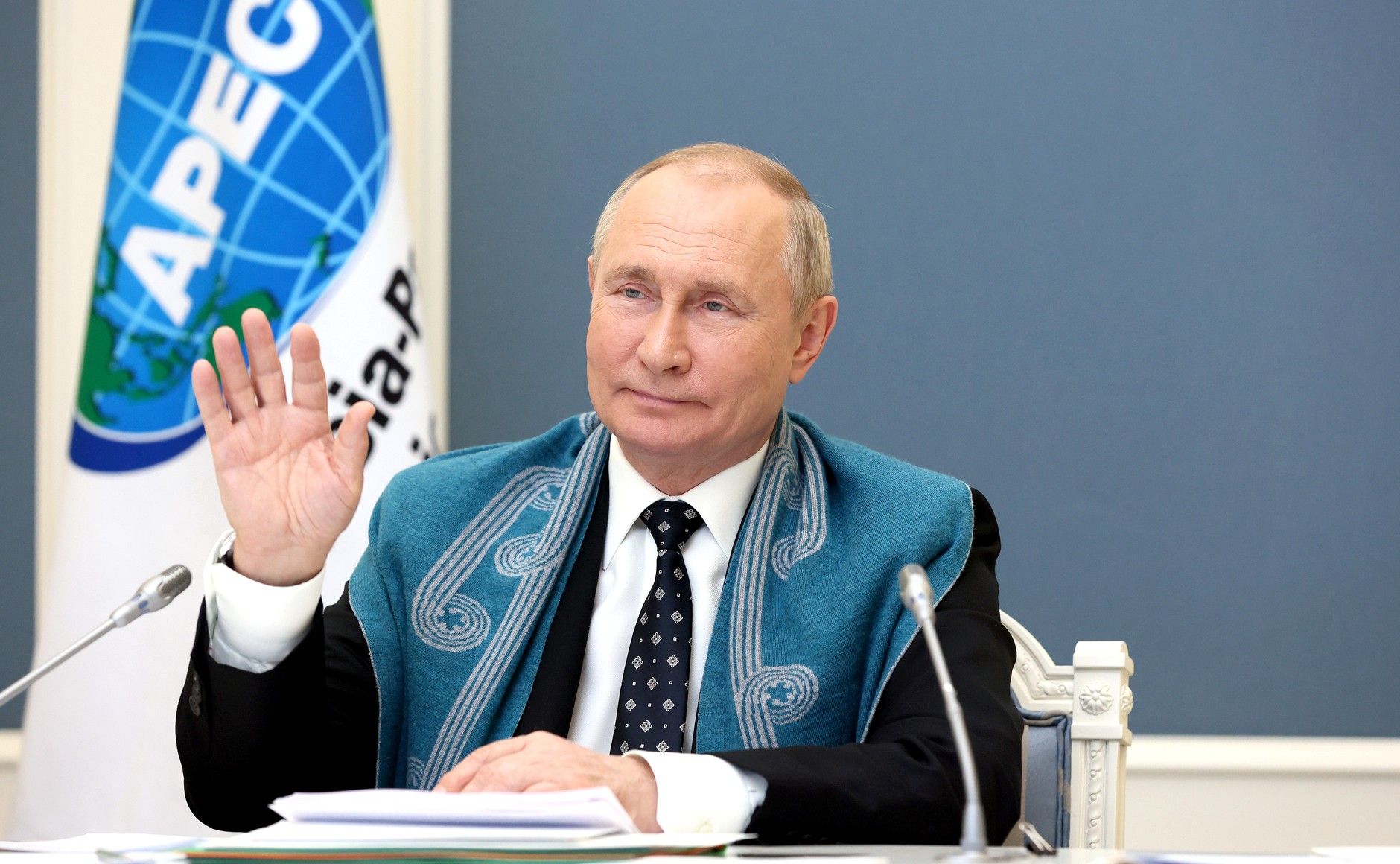 Путін закликає вирішити міграційну кризу на користь Білорусі і ЄС