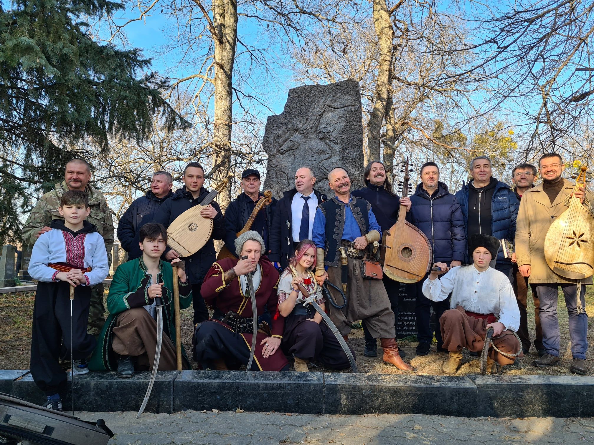 Монумент отаманці Марусі - Олександрі Соколовській відкрили у Коростишеві, фото