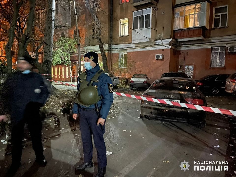 У Миколаєві влаштували стрілянину: є загиблі й поранені, фото