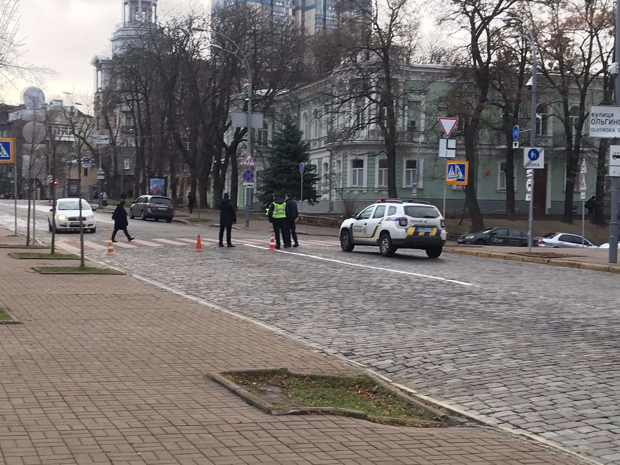 Ганьба малоросам і зрадникам: такі вигуки почули Зеленський і Єрмак на Євромайдані, відео