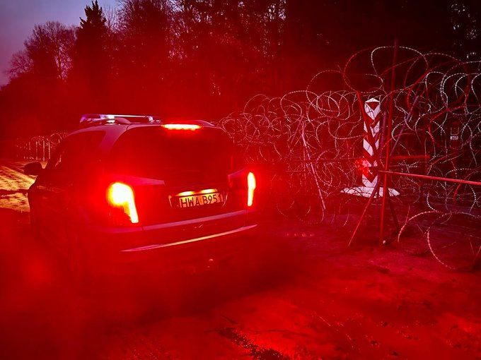 На кордоні з Білоруссю у сутичці з мігрантами поранений польський військовий