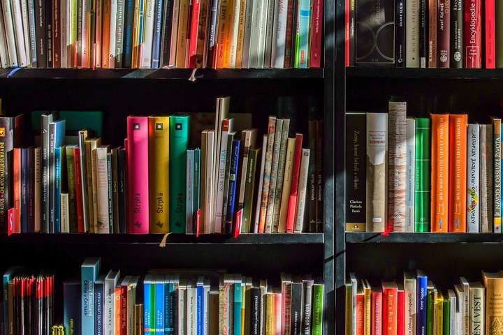 «Вовина тисяча»: вакциновані зможуть купувати ще й книги