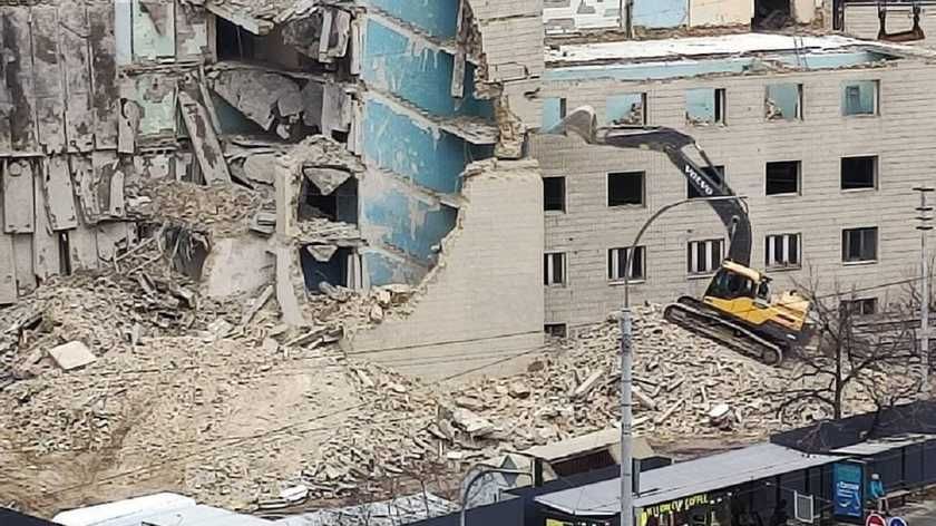 У Києві зносять завод «Арсенал»