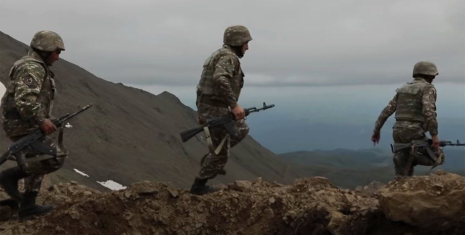 На кордоні Азербайджану та Вірменії точаться бої