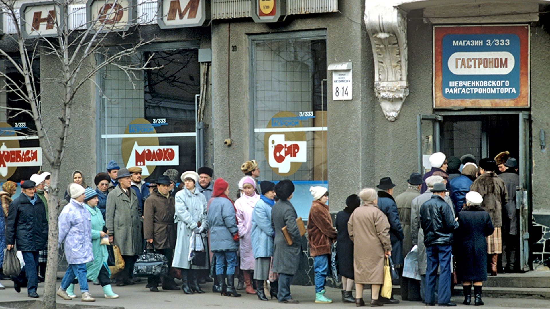 І що на хліб намажемо? В аграрній Україні планують запровадити продуктові картки