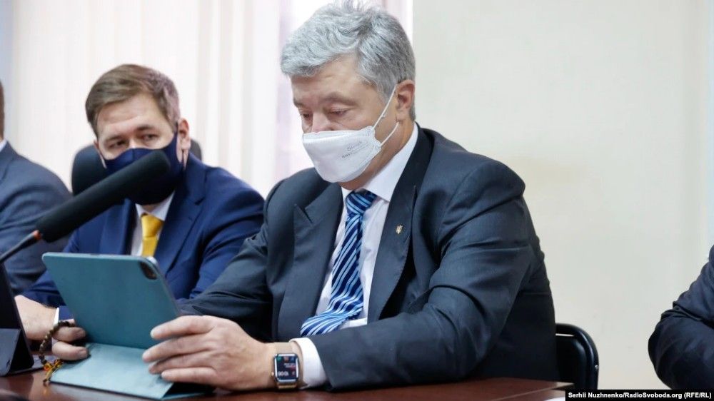 Відновлено засідання суду з обрання запобіжного заходу Порошенку