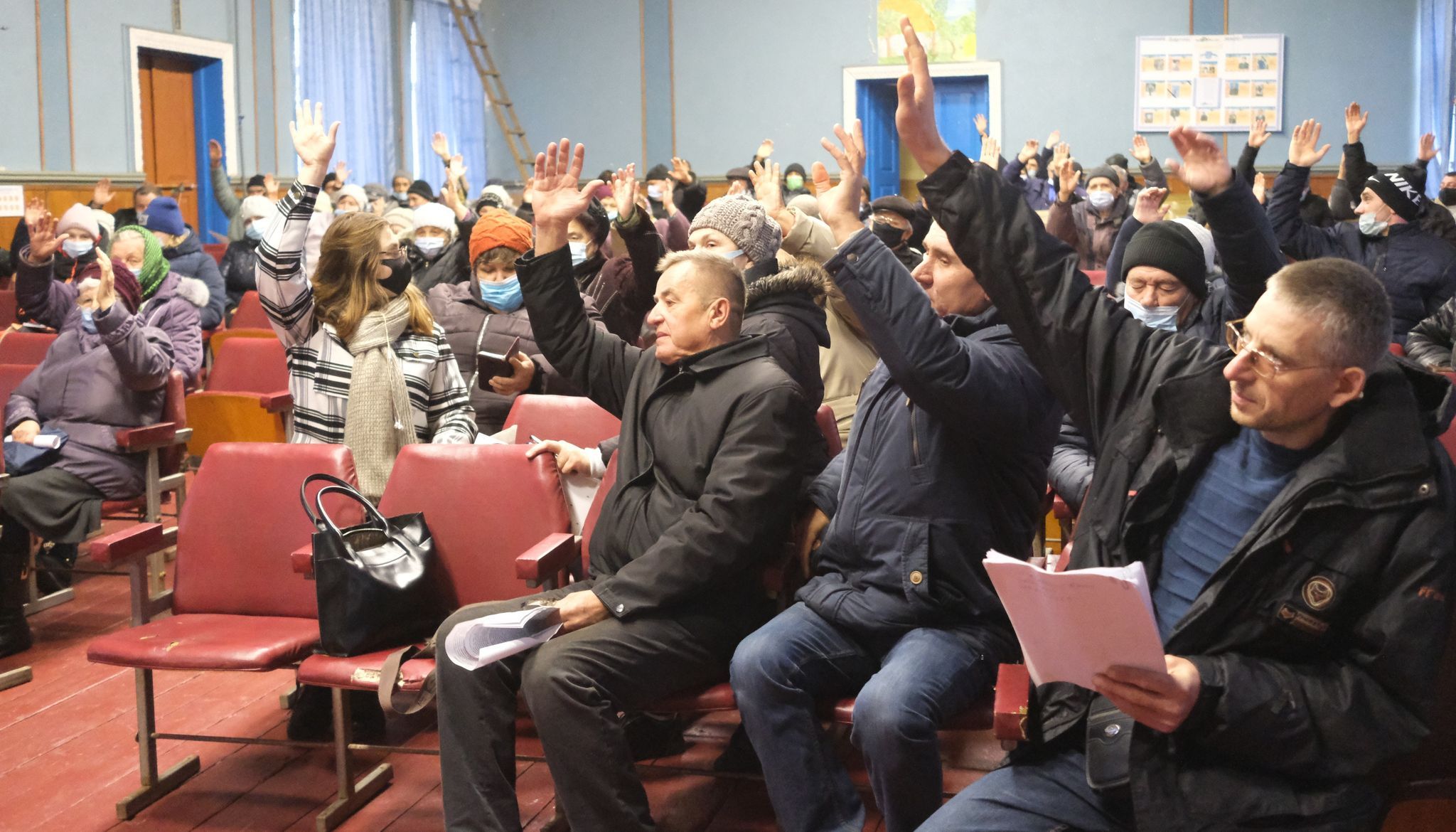 «На нас поставили хрест»: Старі Санжари намагаються вирватись iз Новосанжарської територіальної громади