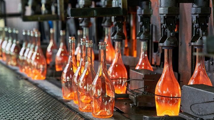 Кілька склозаводів зупинили виробництво через високі тарифи на газ