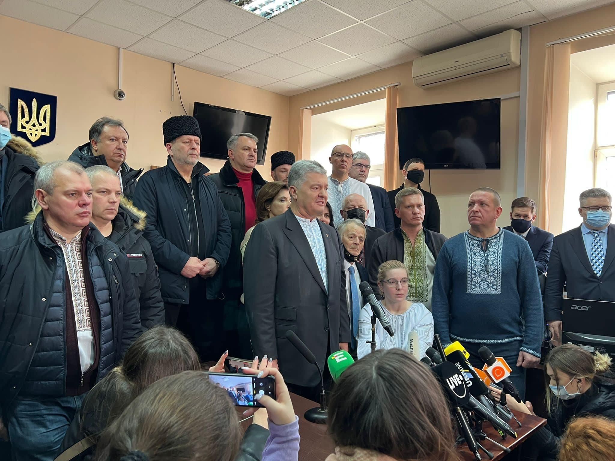 Порошенка не арештували: суд обрав йому особисте зобов'язання
