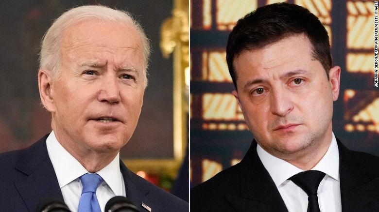 Байден та Зеленський під час «телемоста» посперечалися про рівень загрози нападу РФ