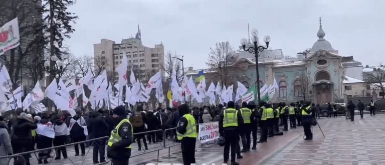 У Києві під ВРУ знову «бунтують» ФОПи