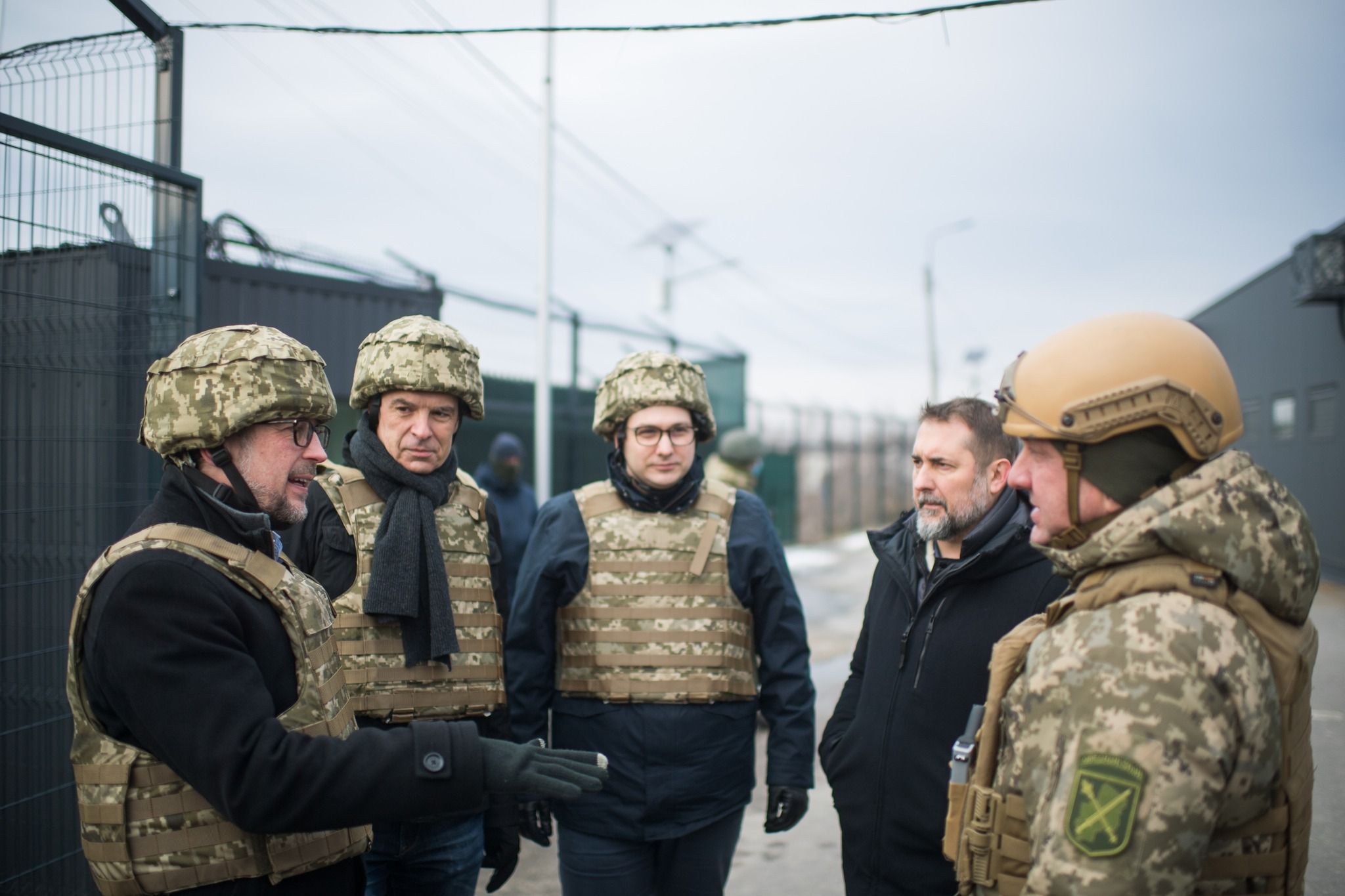 Міністри Славковського формату в Станиці Луганській висловили солідарність з Україною, фото