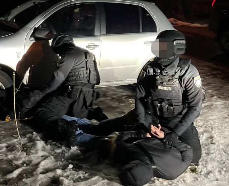 Поліцейські викрали людину й вимагали викуп